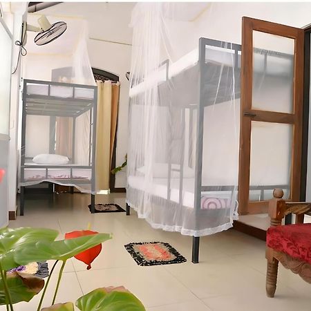 Traveller'S Hostel Hikkaduwa Luaran gambar