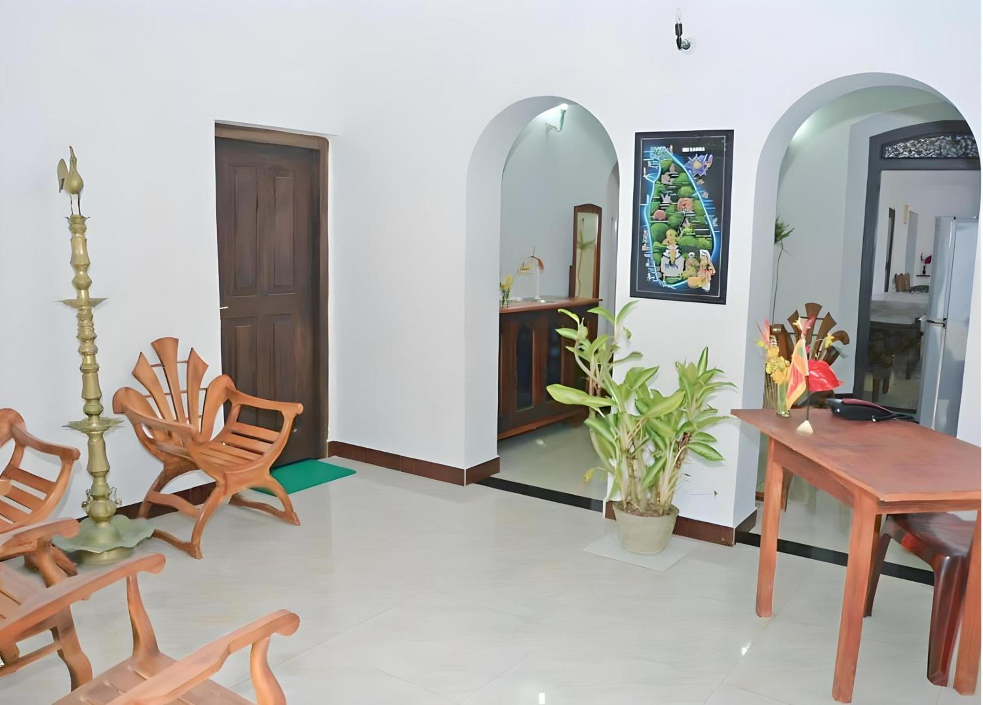 Traveller'S Hostel Hikkaduwa Luaran gambar